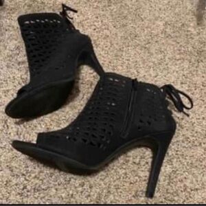 Used Once - Black Dress Shoes - Size 8M - NO BOX